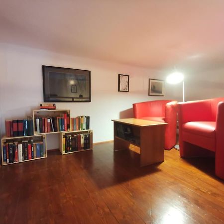 Studio Apartman Galerija Buzet Extérieur photo