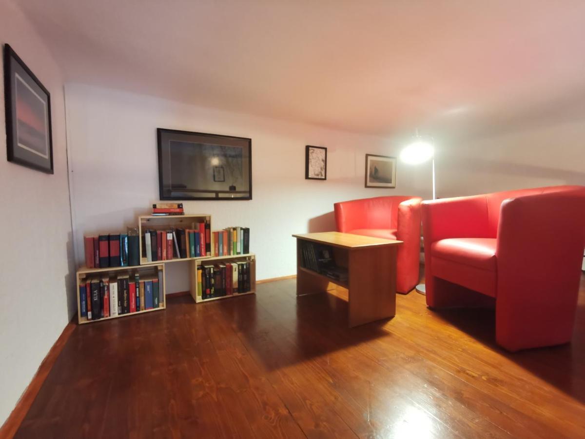 Studio Apartman Galerija Buzet Extérieur photo