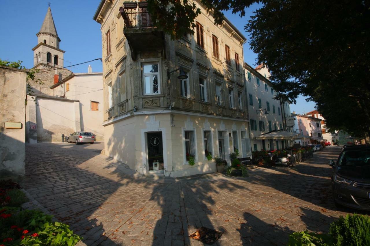 Studio Apartman Galerija Buzet Extérieur photo