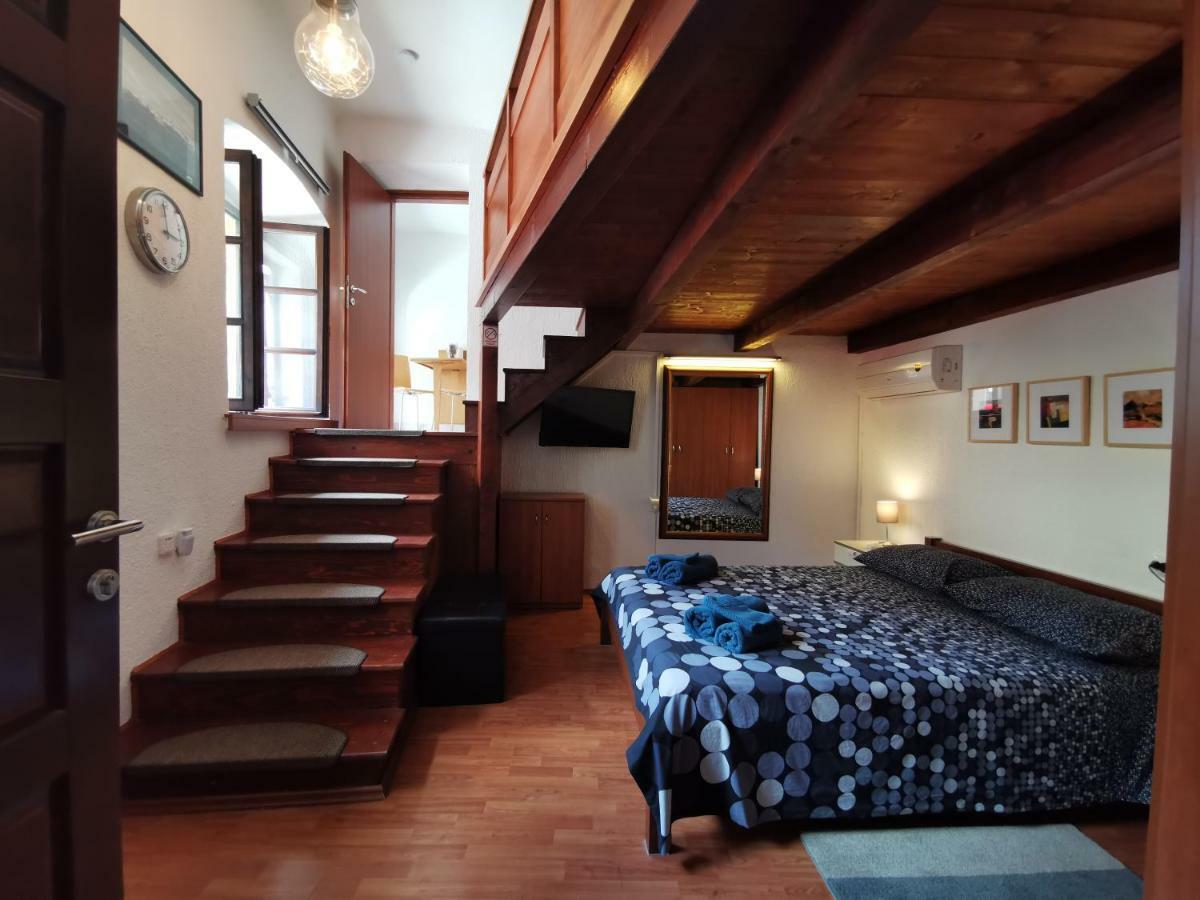 Studio Apartman Galerija Buzet Extérieur photo